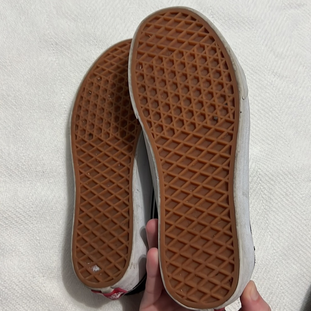 Vans - Picture 3 of 4